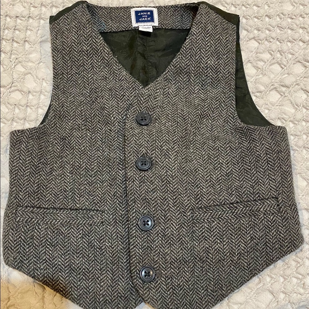 Janie and Jack wool vest 12-18m
